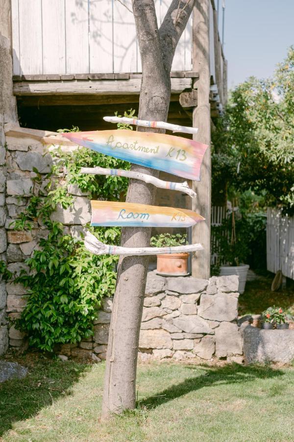 Pavi Apartments Romantic Stone House K13 Kornić エクステリア 写真