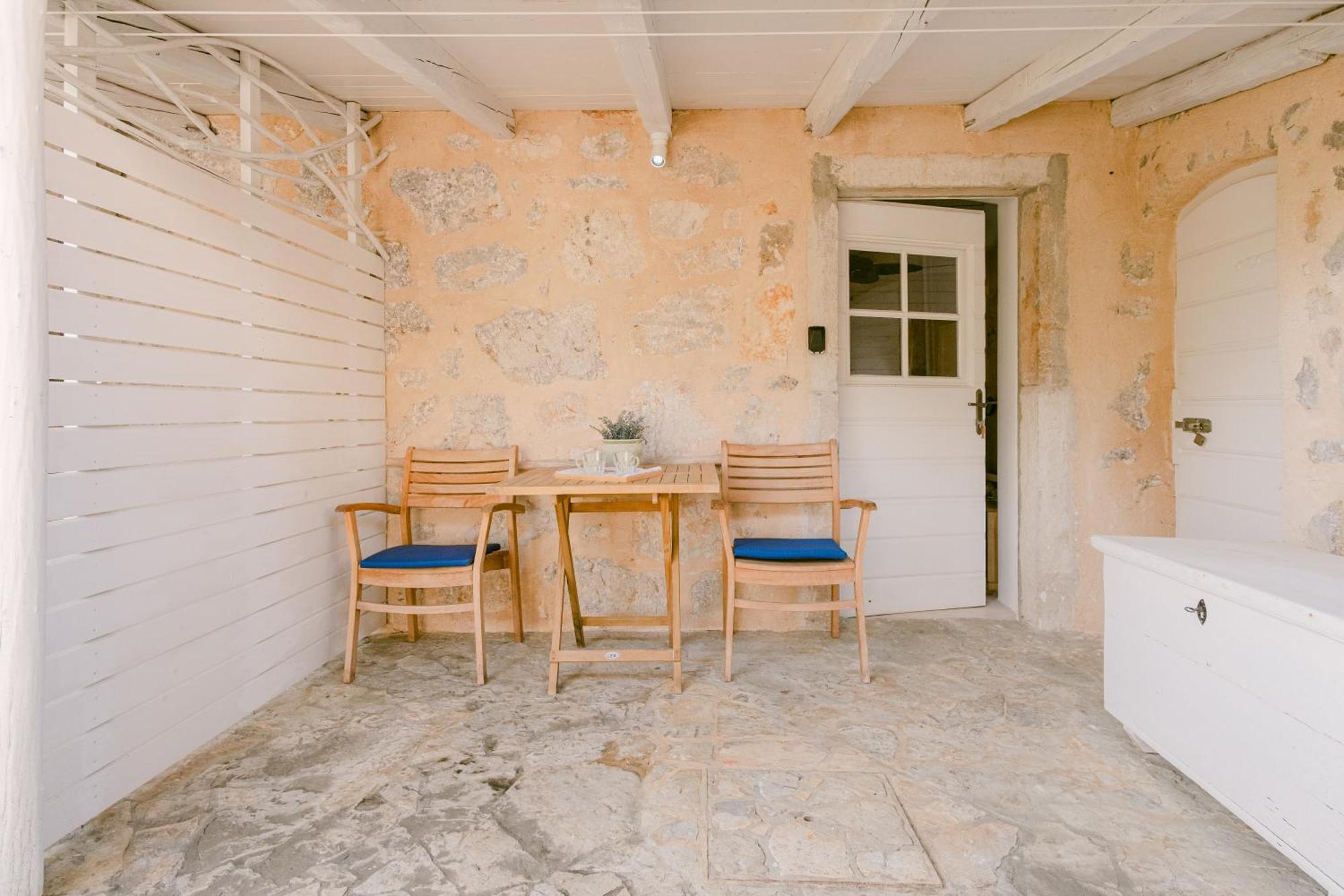 Pavi Apartments Romantic Stone House K13 Kornić エクステリア 写真